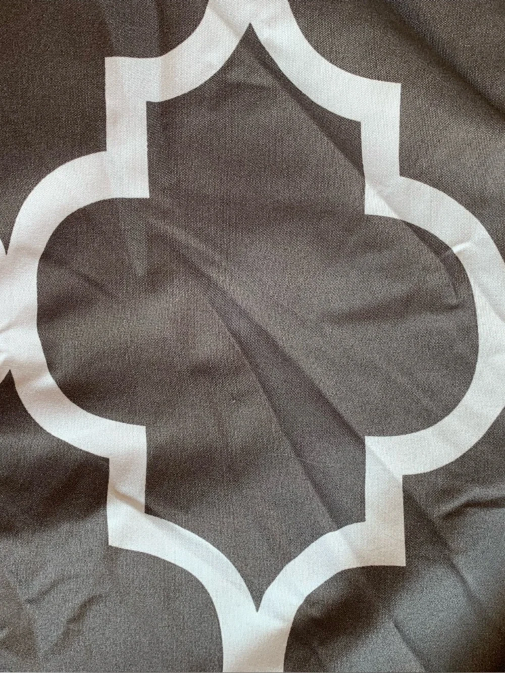 King Duvet with two pillow covers in Charcoal and White